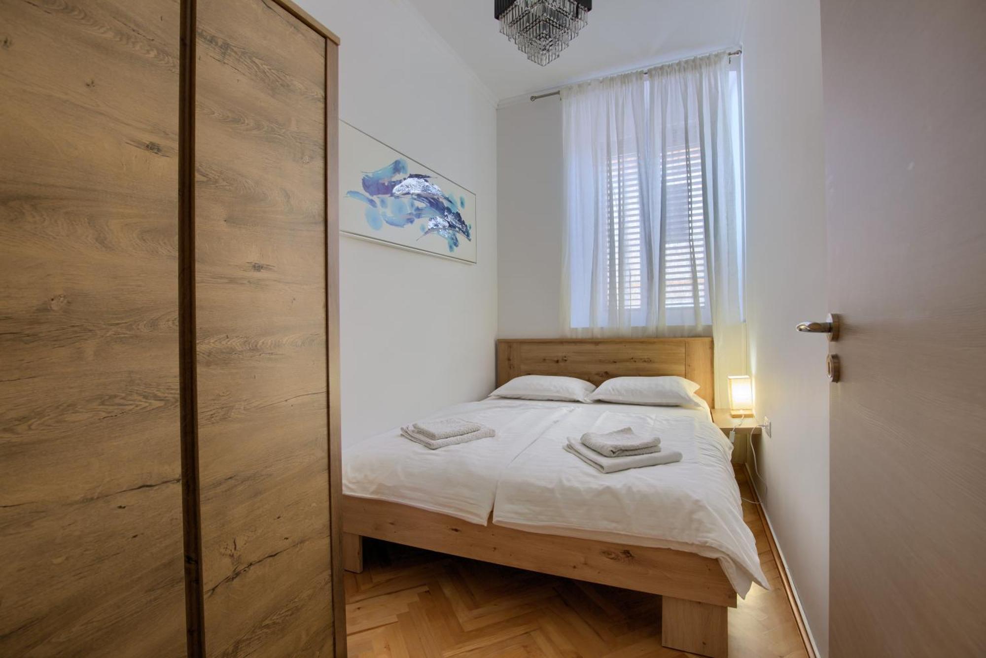 Augustus Apartment Pula Bagian luar foto